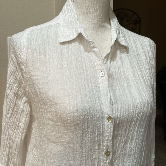 Tahari button down shirt - Picture 2 of 5